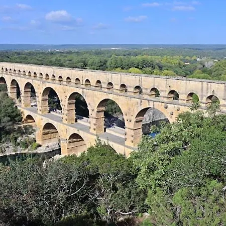 Au Mazet Du Parc *